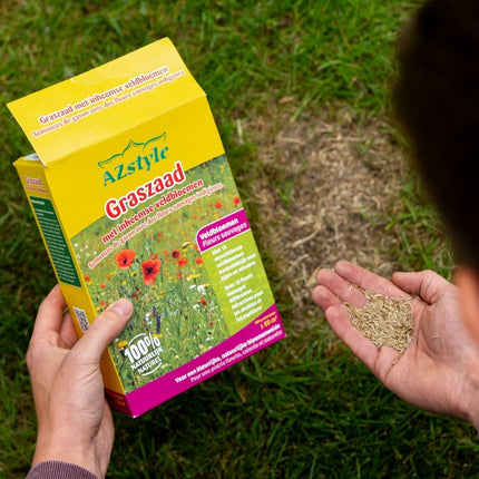 Graszaad met inheemse veldbloemen