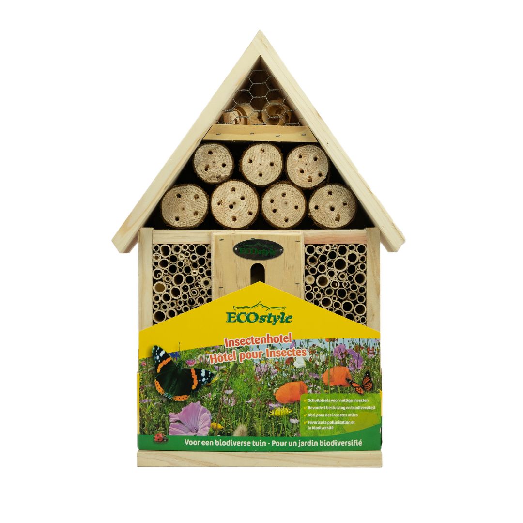 Vrijstaand insectenhotel FSC hout – duurzaam insectenhotel tuin op paaltjes 45x58 cm | Garden Spirit Vrijstaand insectenhotel FSC hout – duurzaam insectenhotel tuin op paaltjes 45x58 cm | Garden Spirit